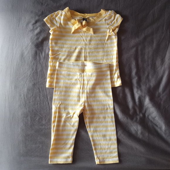 Gab T.shirt and legging - Picture 1 of 3